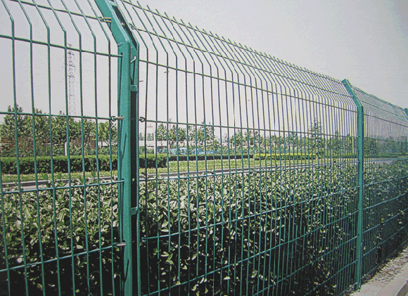 公路护栏网-C型柱护栏网