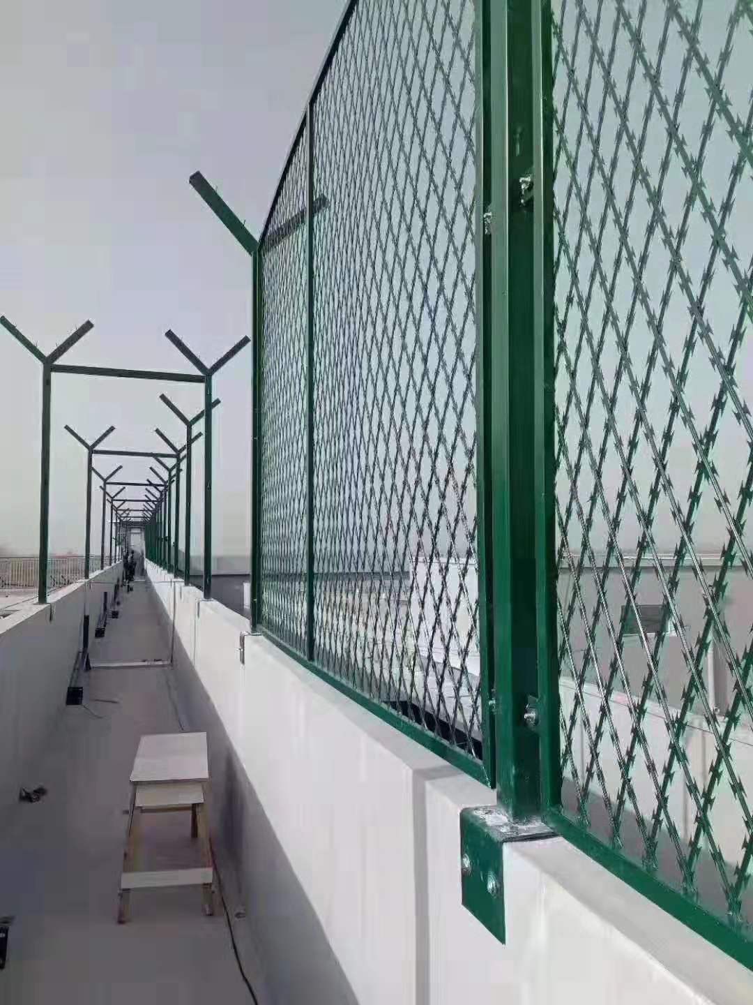 监墙巡逻道专用隔离网