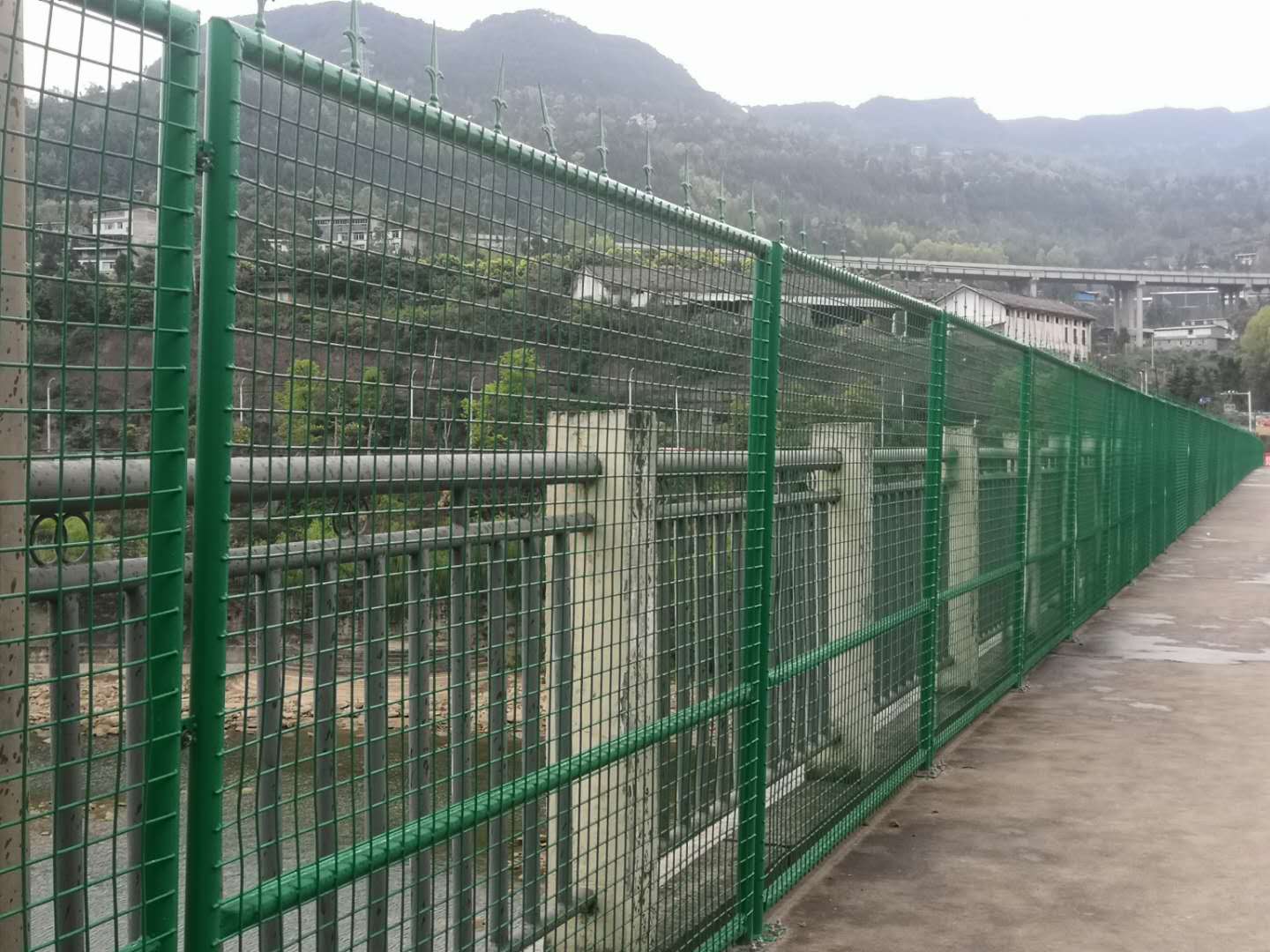 隔离网